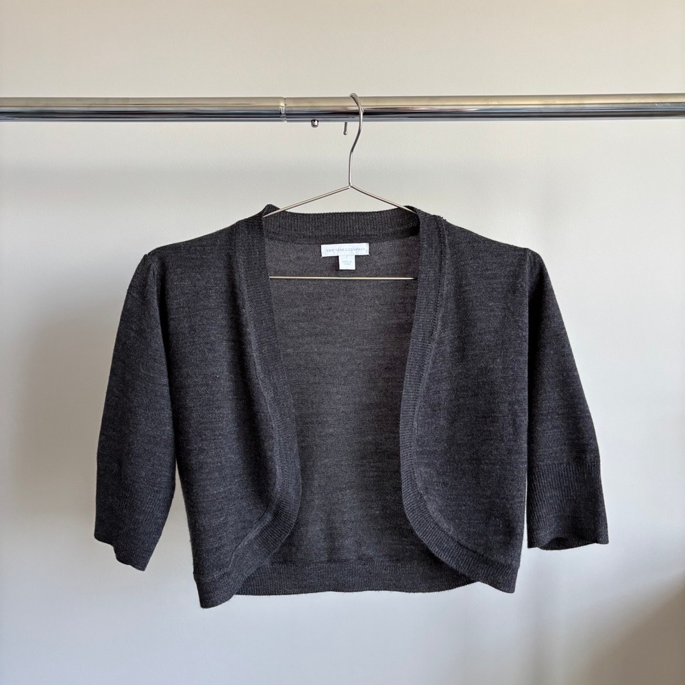 Y2K New York & Company Cropped Shrug Sweater Cozy Cardigan S Coquette Babydoll